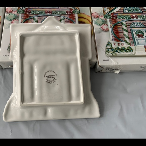 Cardinal Victorian Christmas 8” Plate - Picture 4 of 8